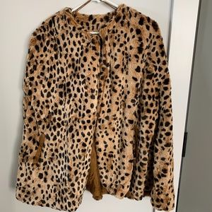 Elizabeth Wilson Leopard Cape OS